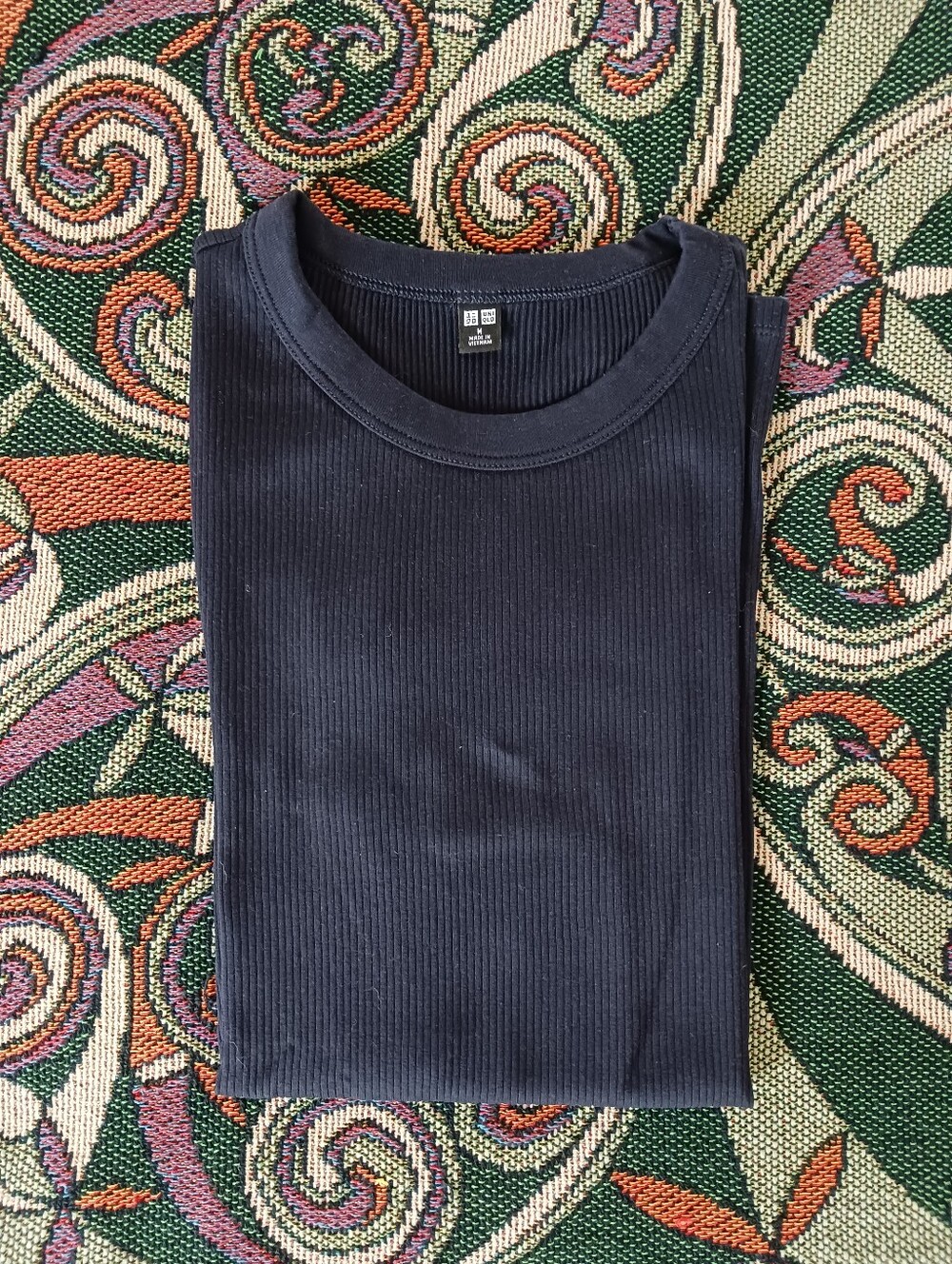 Uniqlo Supima Cotton Ribbed Tee - Picture 8 of 8